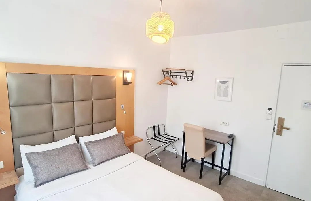Hotel de France 18-1